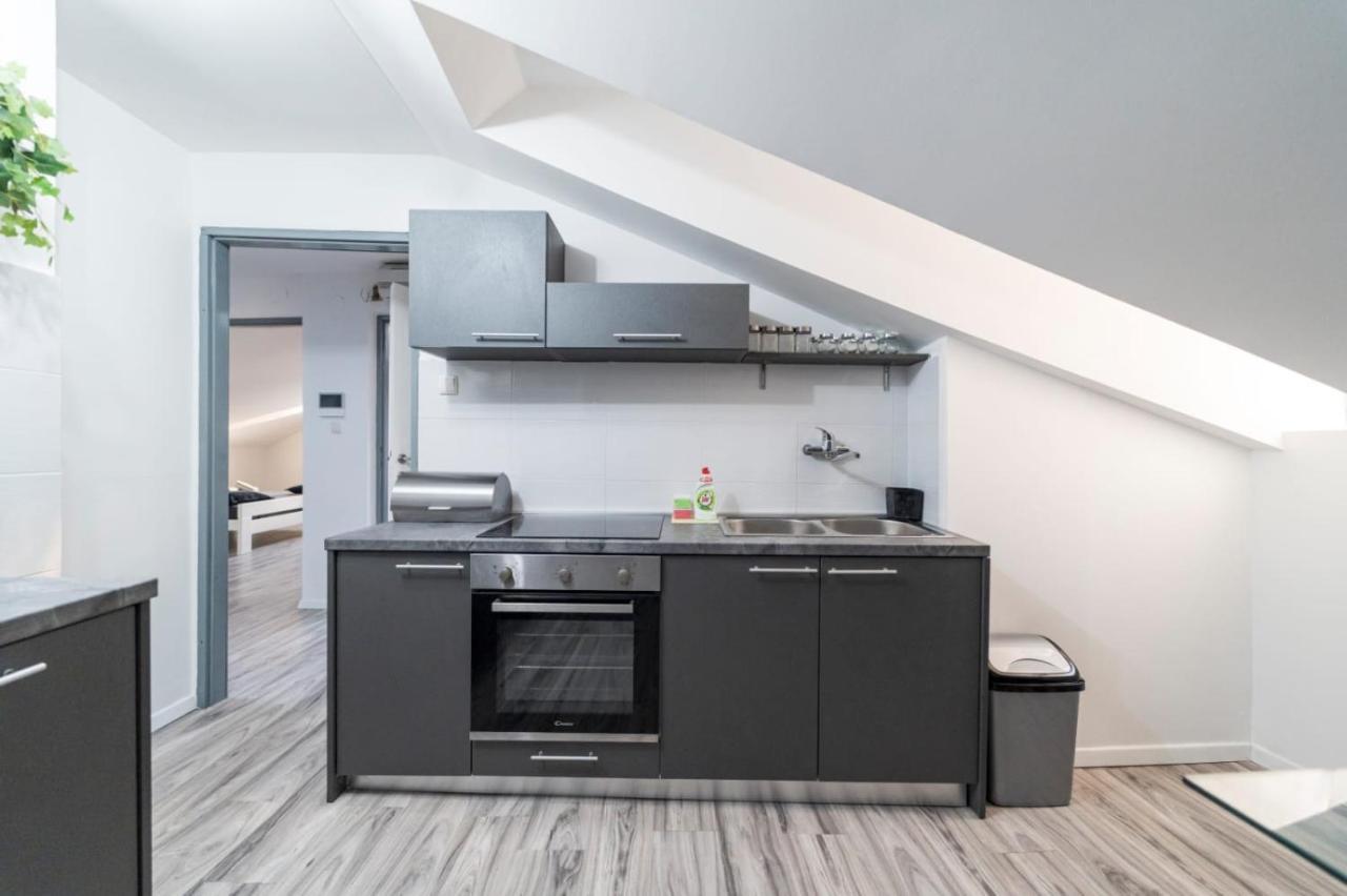 City Center Mayess Aparment Zadar Eksteriør billede